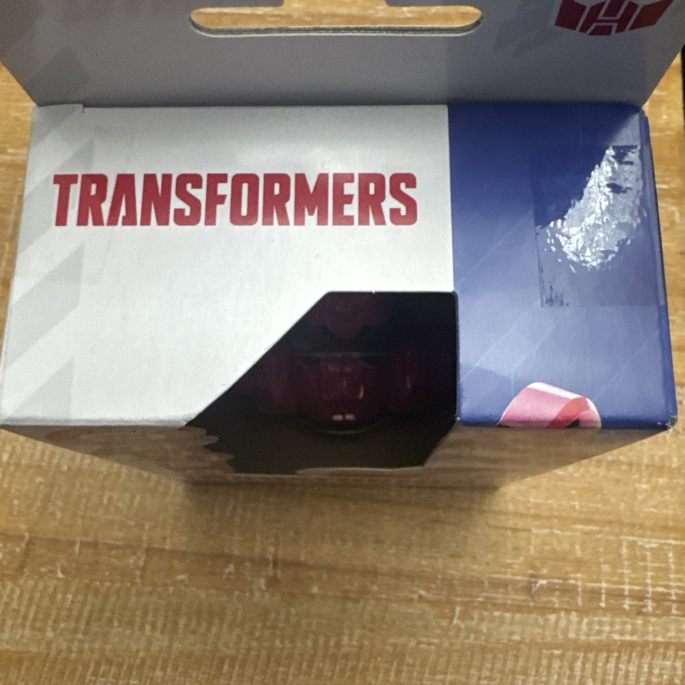 HASBRO TRANSFORMERS ELITA-1 SMALL 2 IN 1 FIGURE 4.5 INCHES NIB - Picture 3 of 3